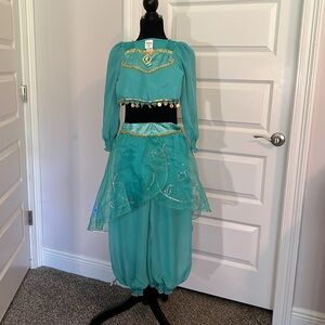 Disney princess “Jasmine” costume size girls 7/8